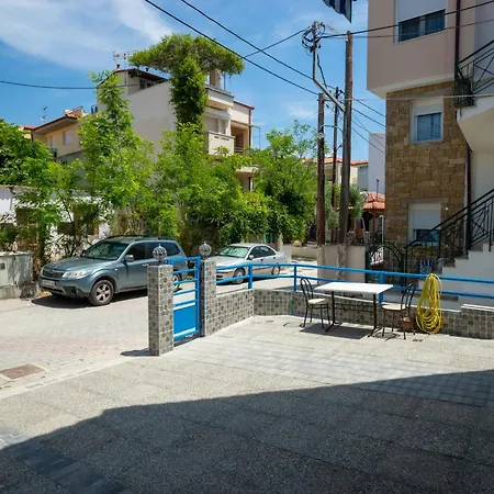 Antonis * Mola Kalyva