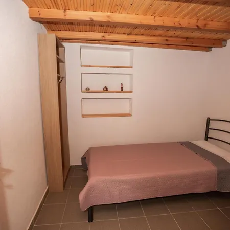 Antonis Appartement Mola Kalyva